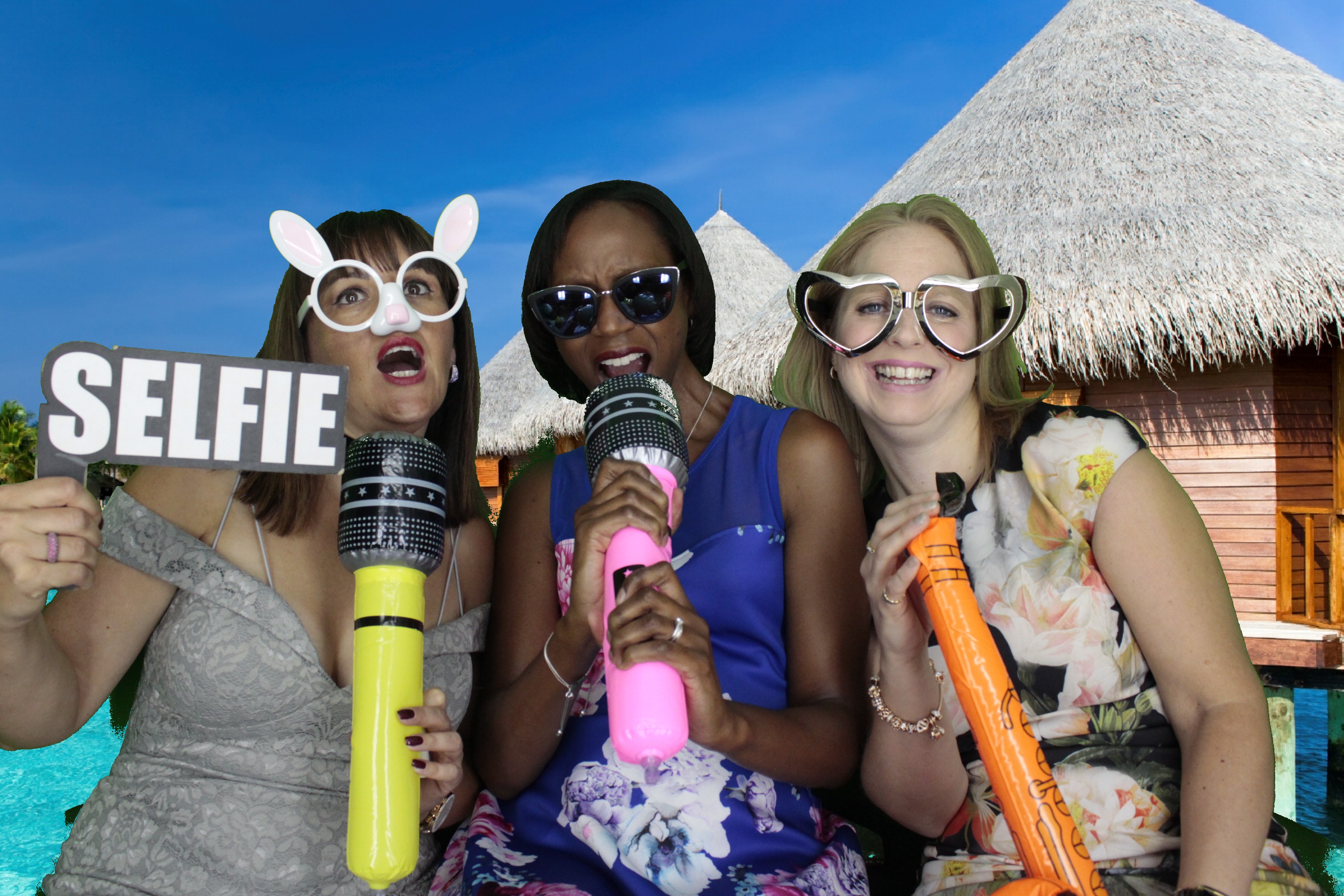 Mr & Mrs Brooks | View more photos from the event at gallery.myphotoboothexperience.co.uk/u/MyPhotoBoothExperienceLtd/Mr-Mrs-Brooks